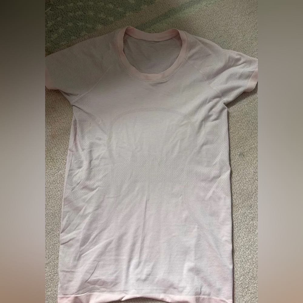 Lululemon light pink short sleeve swiftly tech